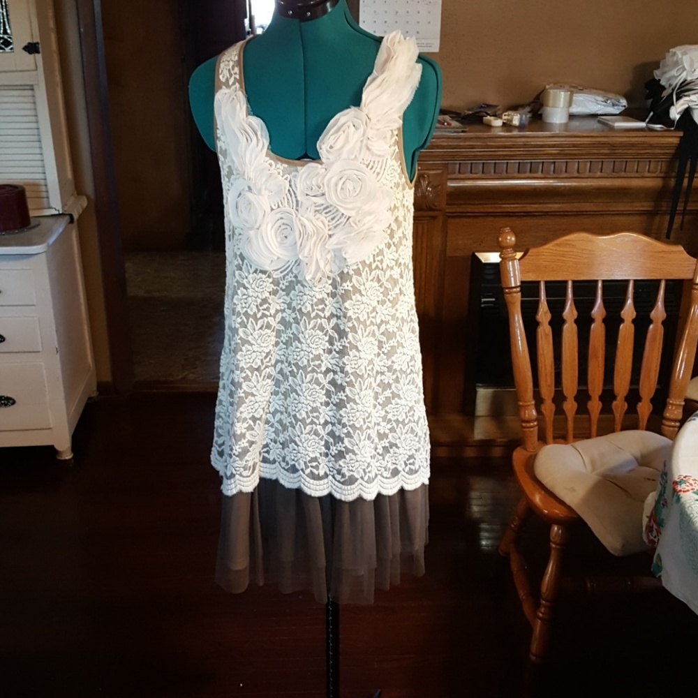 Very cute vintage looking  dress 🎆5 for 30🎆